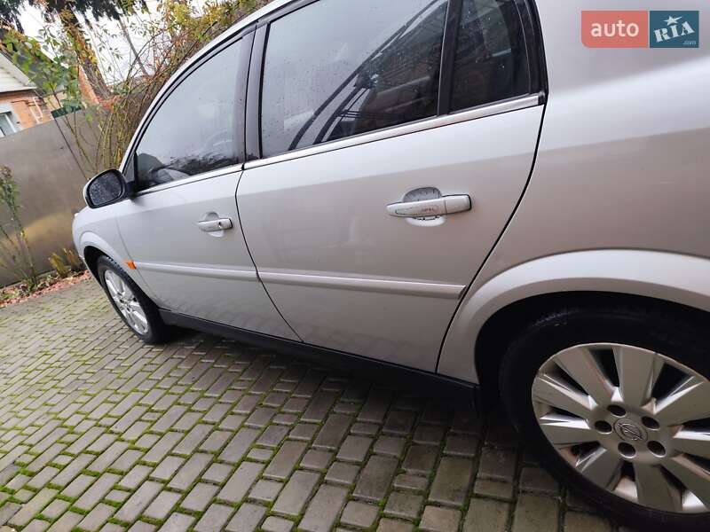 Седан Opel Vectra 2002 в Бердичеві