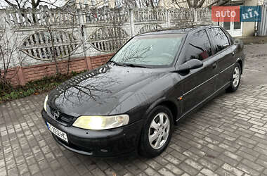 Седан Opel Vectra 2001 в Ивано-Франковске