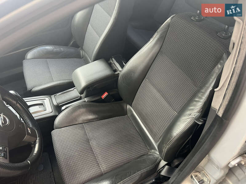 Лифтбек Opel Vectra 2008 в Киеве