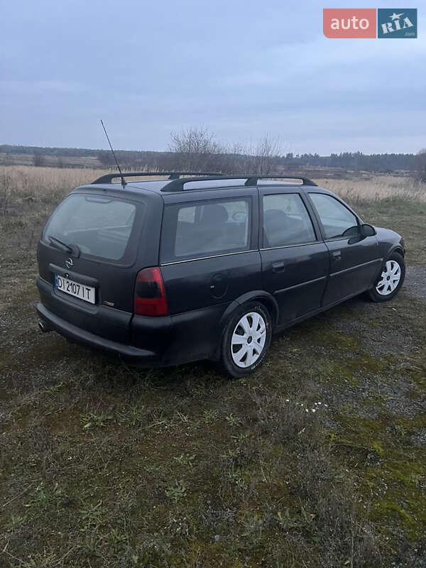 Универсал Opel Vectra 1998 в Львове