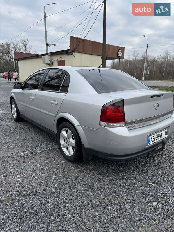 Седан Opel Vectra 2004 в Вінниці