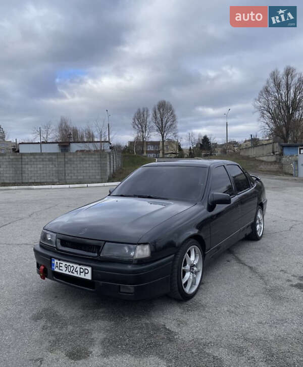 Седан Opel Vectra 1990 в Дніпрі