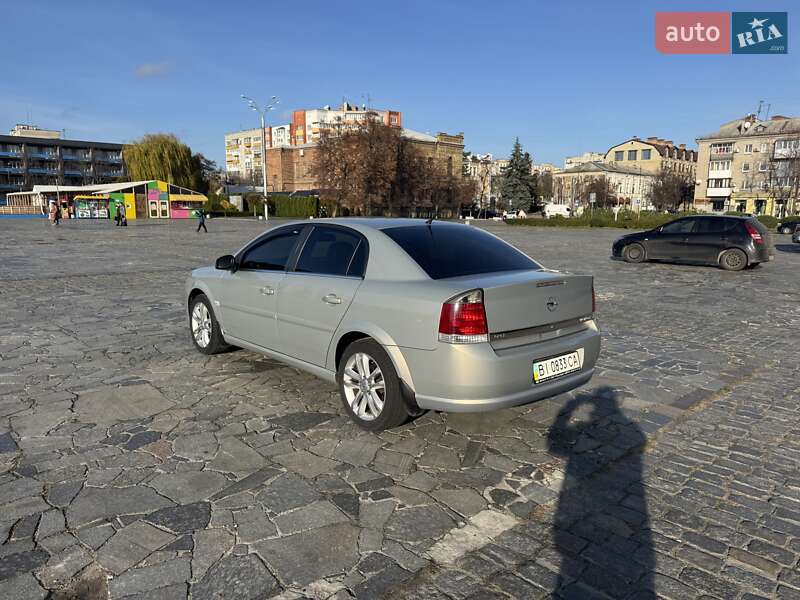 Седан Opel Vectra 2008 в Горішніх Плавнях