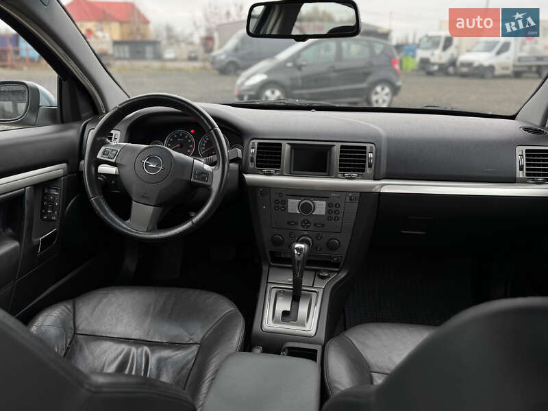 Седан Opel Vectra 2008 в Луцьку
