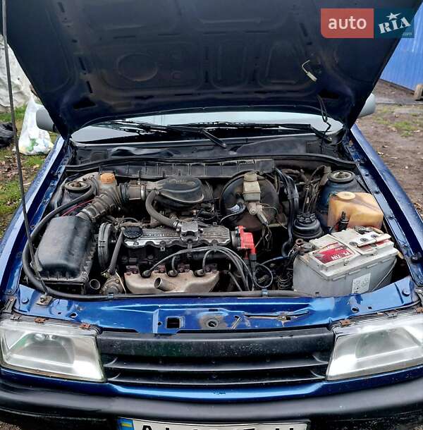 Ліфтбек Opel Vectra 1991 в Білій Церкві