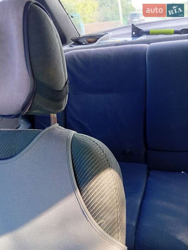 Седан Opel Vectra 1991 в Львові