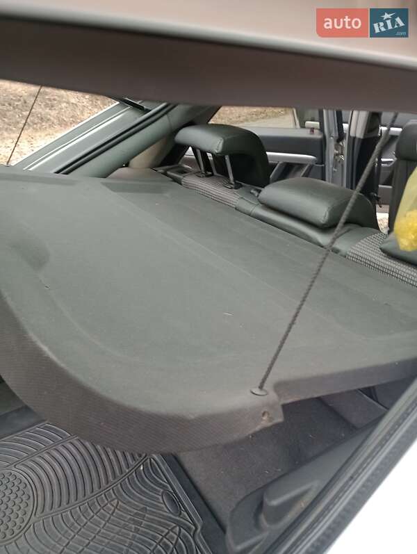 Ліфтбек Opel Vectra 2003 в Лебедині