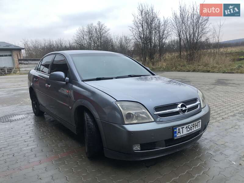 Седан Opel Vectra 2005 в Калуші