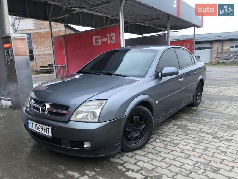 Седан Opel Vectra 2005 в Калуші
