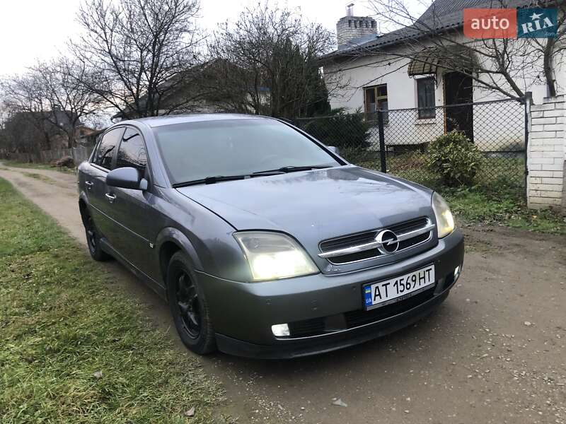 Седан Opel Vectra 2005 в Калуші