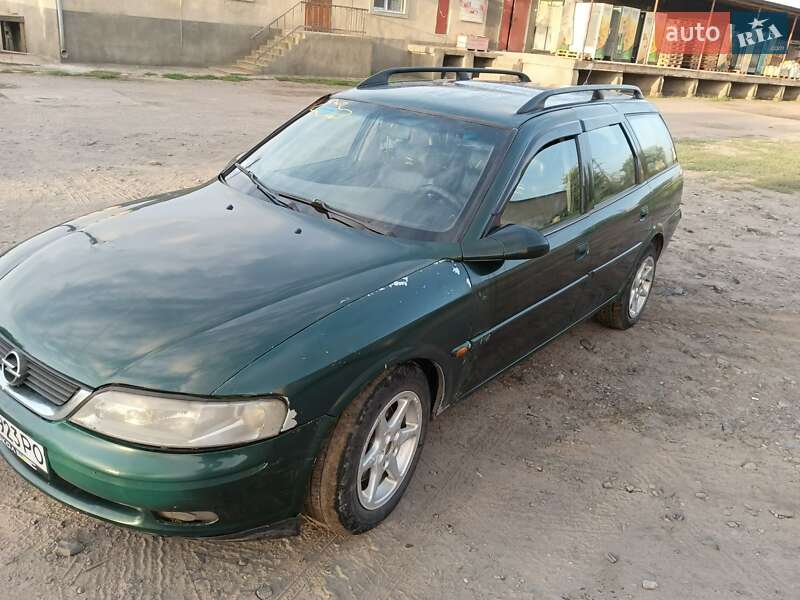 Универсал Opel Vectra 1998 в Белгороде-Днестровском