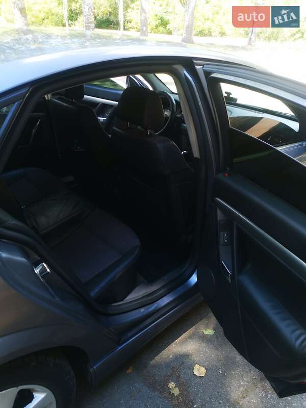 Лифтбек Opel Vectra 2002 в Кривом Роге