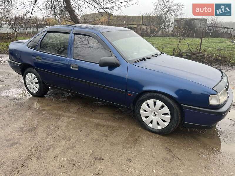 Седан Opel Vectra 1993 в Немирові фото 4 Седан Opel Vectra 1993 в Немирові
