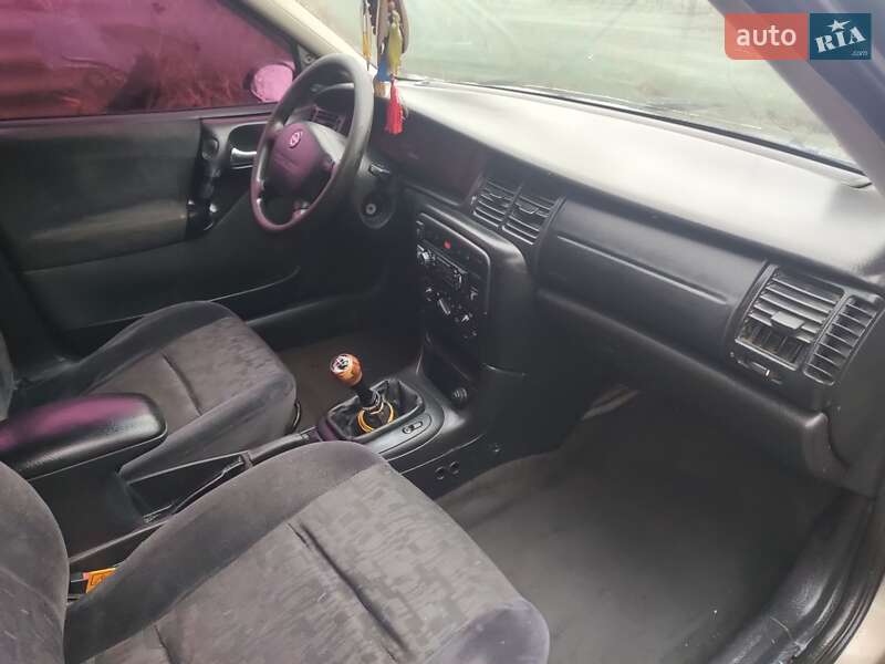 Ліфтбек Opel Vectra 1999 в Іллінцях фото 5 Ліфтбек Opel Vectra 1999 в Іллінцях