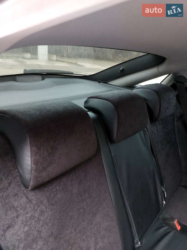 Лифтбек Opel Vectra 2005 в Днепре