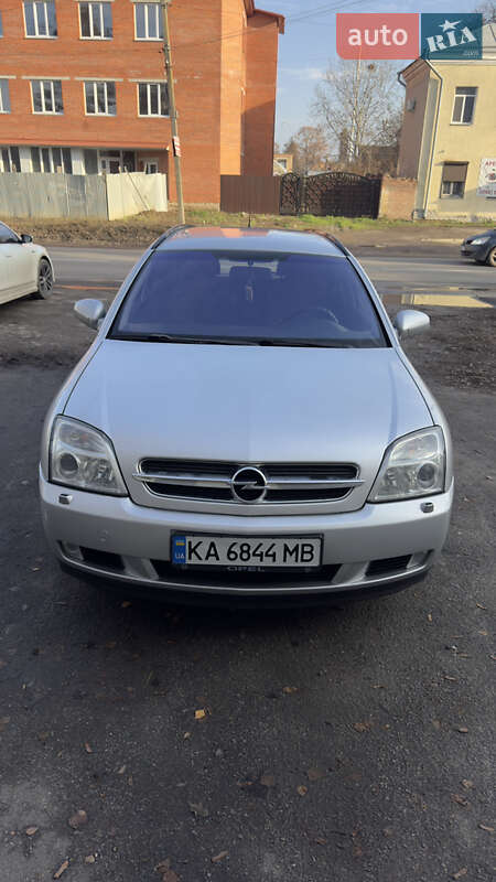 Универсал Opel Vectra 2004 в Полтаве