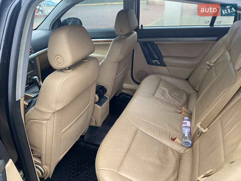 Седан Opel Vectra 2008 в Жашкове