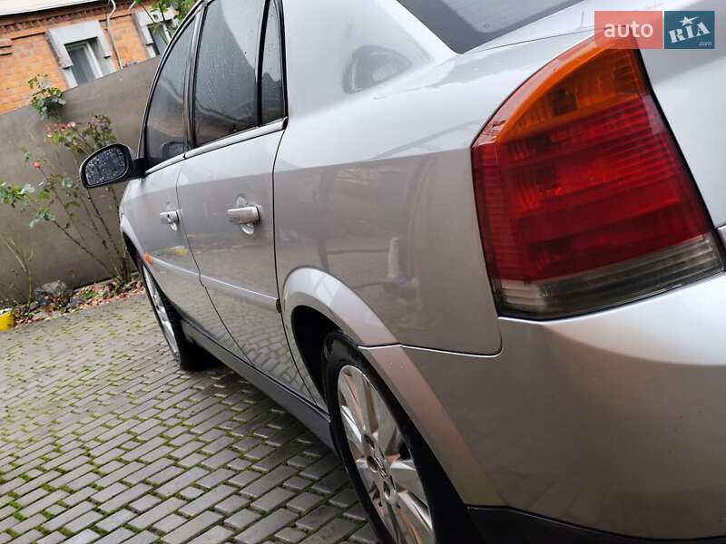 Седан Opel Vectra 2002 в Бердичеве