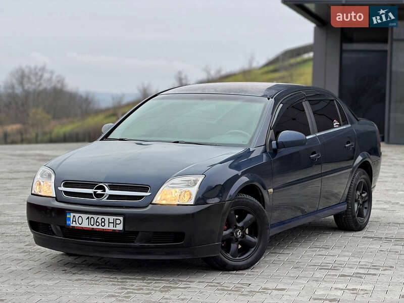 Седан Opel Vectra 2002 в Чернівцях