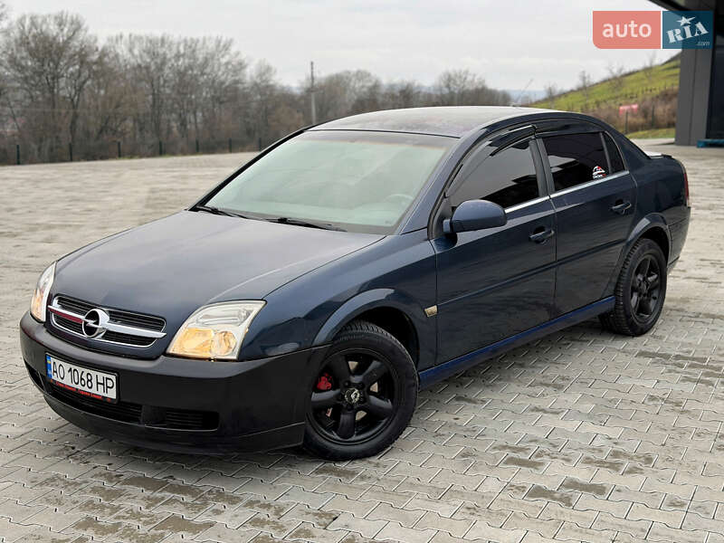 Седан Opel Vectra 2002 в Чернівцях
