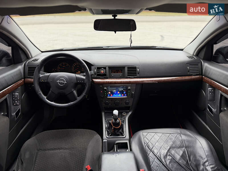 Седан Opel Vectra 2002 в Чернівцях