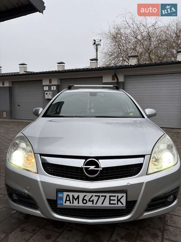 Универсал Opel Vectra 2006 в Житомире