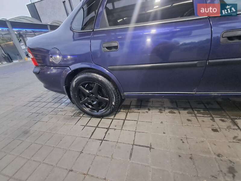 Седан Opel Vectra 1998 в Львове фото 11 Седан Opel Vectra 1998 в Львове