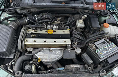 Седан Opel Vectra 1998 в Хмельницькому