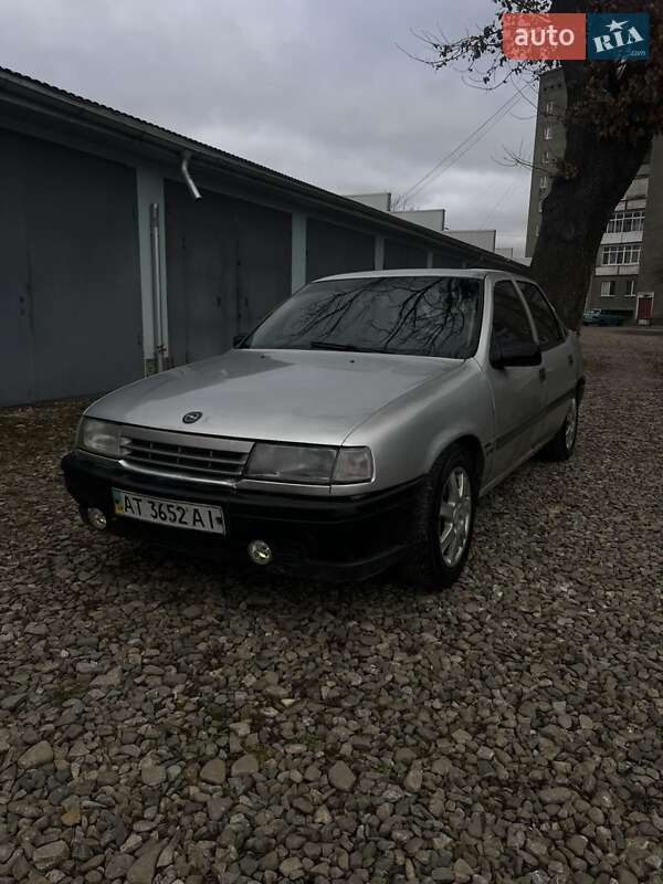 Ліфтбек Opel Vectra 1992 в Коломиї фото 2 Ліфтбек Opel Vectra 1992 в Коломиї