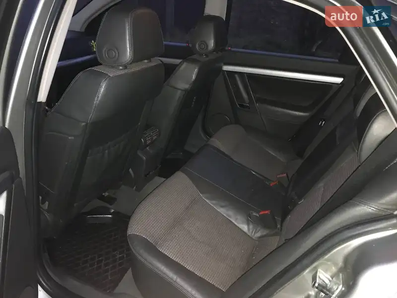 Opel Vectra 2003 VIN W0L0ZCF6838093345 фото оголошення 10 з 52