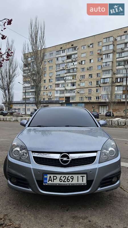 Лифтбек Opel Vectra 2006 в Запорожье