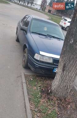 Седан Opel Vectra 1992 в Умані