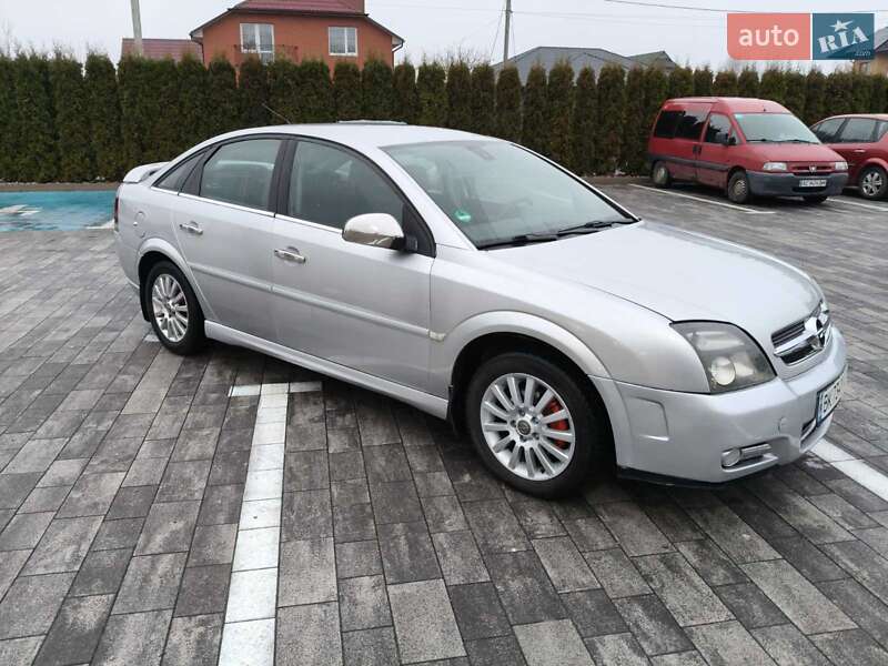 Седан Opel Vectra 2004 в Луцке фото 2 Седан Opel Vectra 2004 в Луцке
