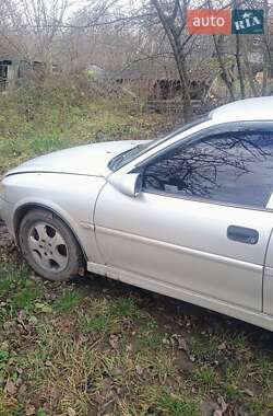 Седан Opel Vectra 1999 в Новій Ушиці