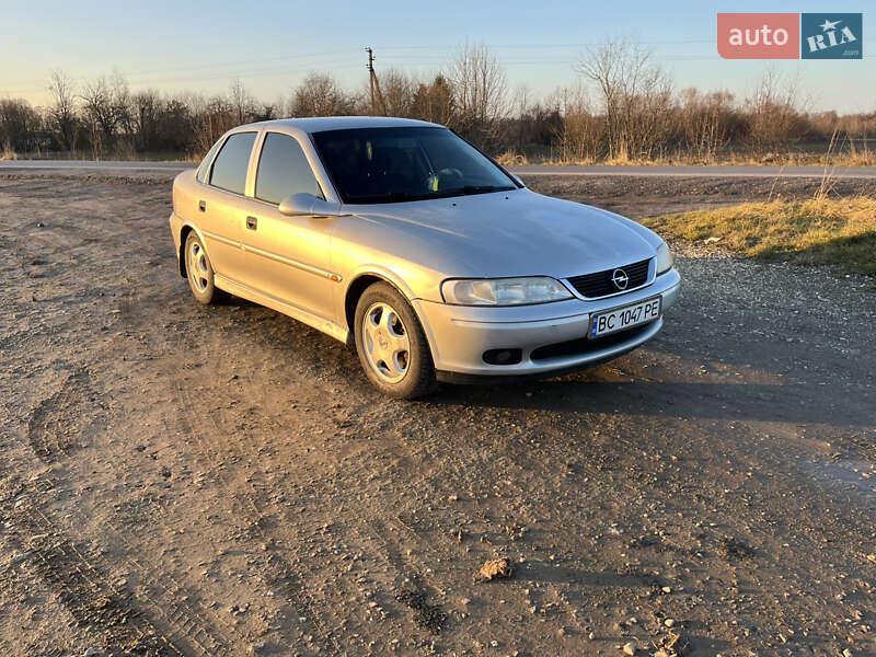 Седан Opel Vectra 1999 в Рудниках фото Седан Opel Vectra 1999 в Рудниках