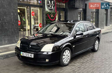 Седан Opel Vectra 2004 в Ужгороде