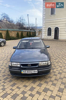 Седан Opel Vectra 1995 в Могилев-Подольске