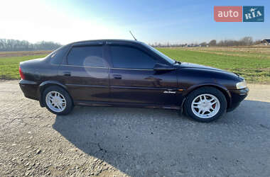 Седан Opel Vectra 2000 в Черновцах