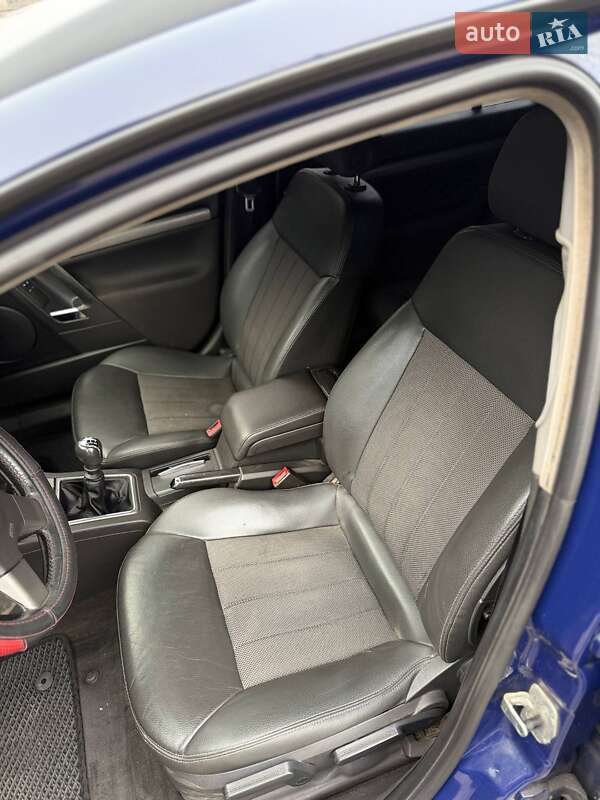 Универсал Opel Vectra 2004 в Киеве фото 24 Универсал Opel Vectra 2004 в Киеве