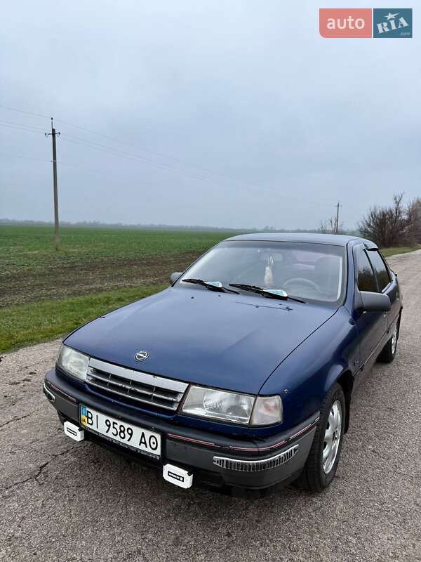 Лифтбек Opel Vectra 1991 в Кобеляках фото 3 Лифтбек Opel Vectra 1991 в Кобеляках