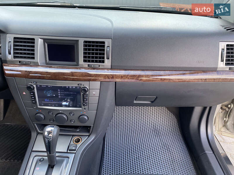 Седан Opel Vectra 2004 в Миколаєві фото 2 Седан Opel Vectra 2004 в Миколаєві