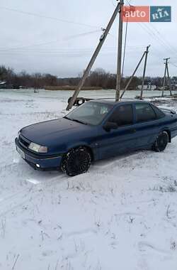 Седан Opel Vectra 1993 в Гадяче