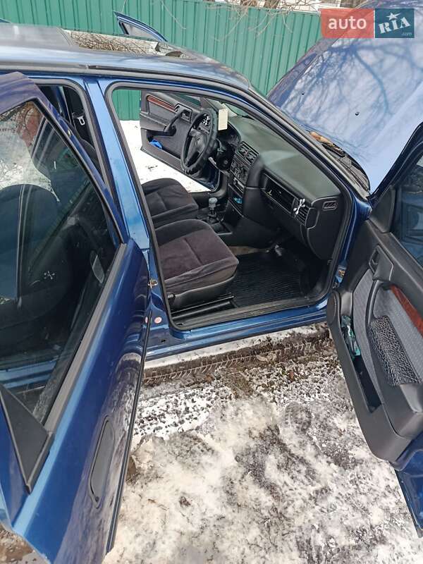 Седан Opel Vectra 1993 в Гадяче фото 8 Седан Opel Vectra 1993 в Гадяче