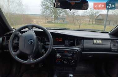 Седан Opel Vectra 1998 в Сокалі