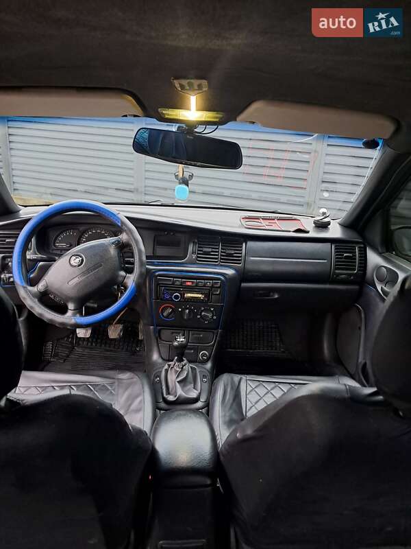 Седан Opel Vectra 1998 в Радехове