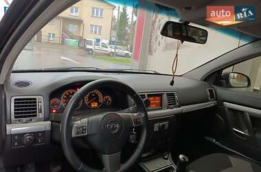 Универсал Opel Vectra 2006 в Каменец-Подольском