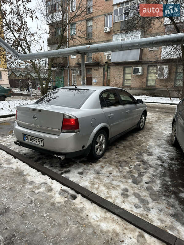 Седан Opel Vectra 2005 в Полтаве