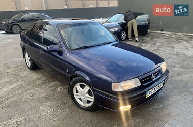 Лифтбек Opel Vectra 1995 в Ивано-Франковске
