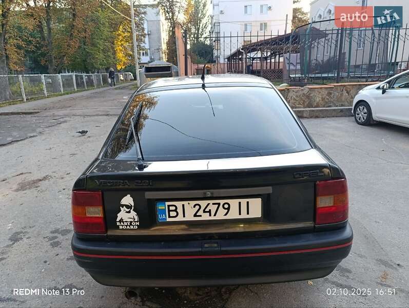 Седан Opel Vectra 1990 в Кременчуці