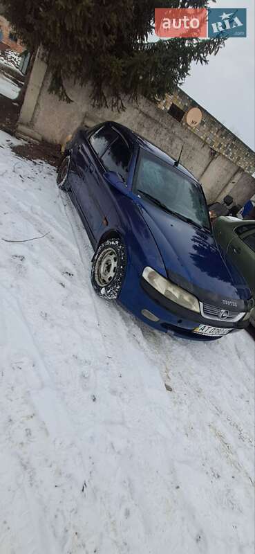 Седан Opel Vectra 1997 в Чорткові